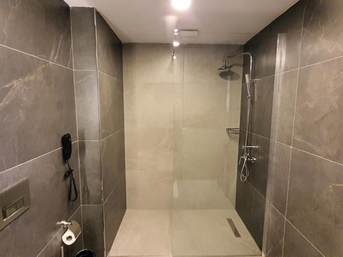 Kizilkaya Business Otel Korfez Esterno foto